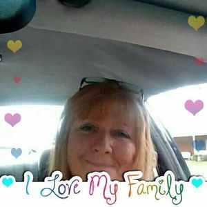 Meet your Posher, Laurie